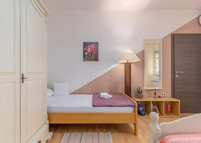 Πανσιόν David 3*